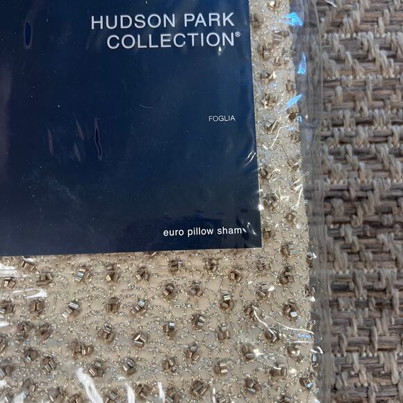 Hudson Park Collection Euro Sham - Foglia - Picture 4 of 5
